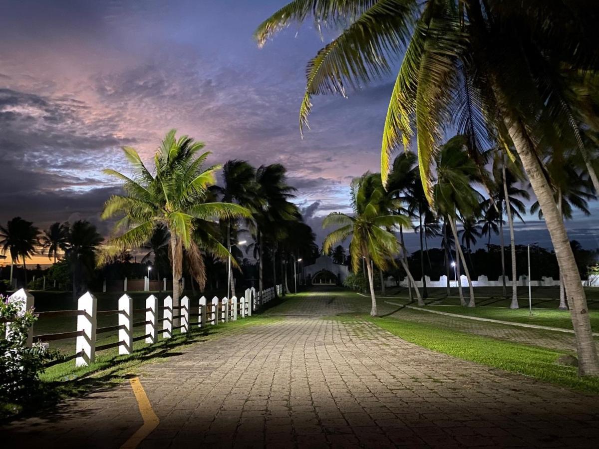 Hotel Tesoro Beach San Luis La Herradura ภายนอก รูปภาพ