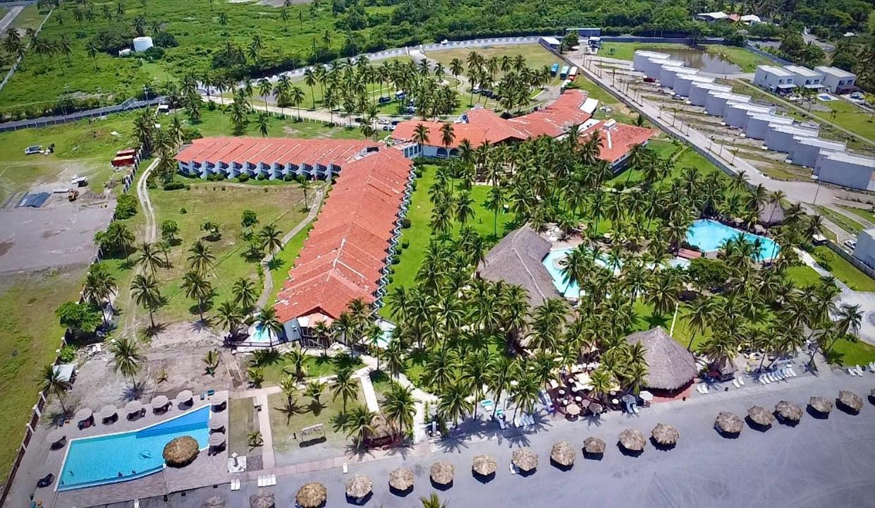 Hotel Tesoro Beach San Luis La Herradura ภายนอก รูปภาพ