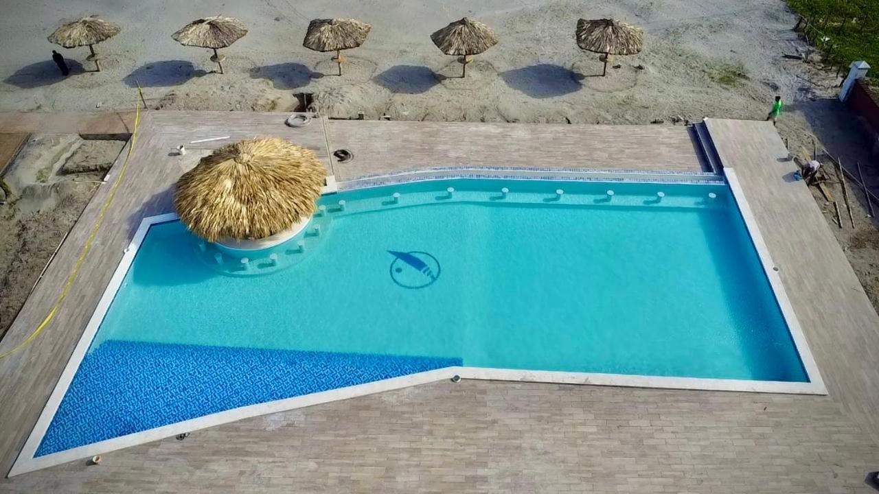 Hotel Tesoro Beach San Luis La Herradura ภายนอก รูปภาพ