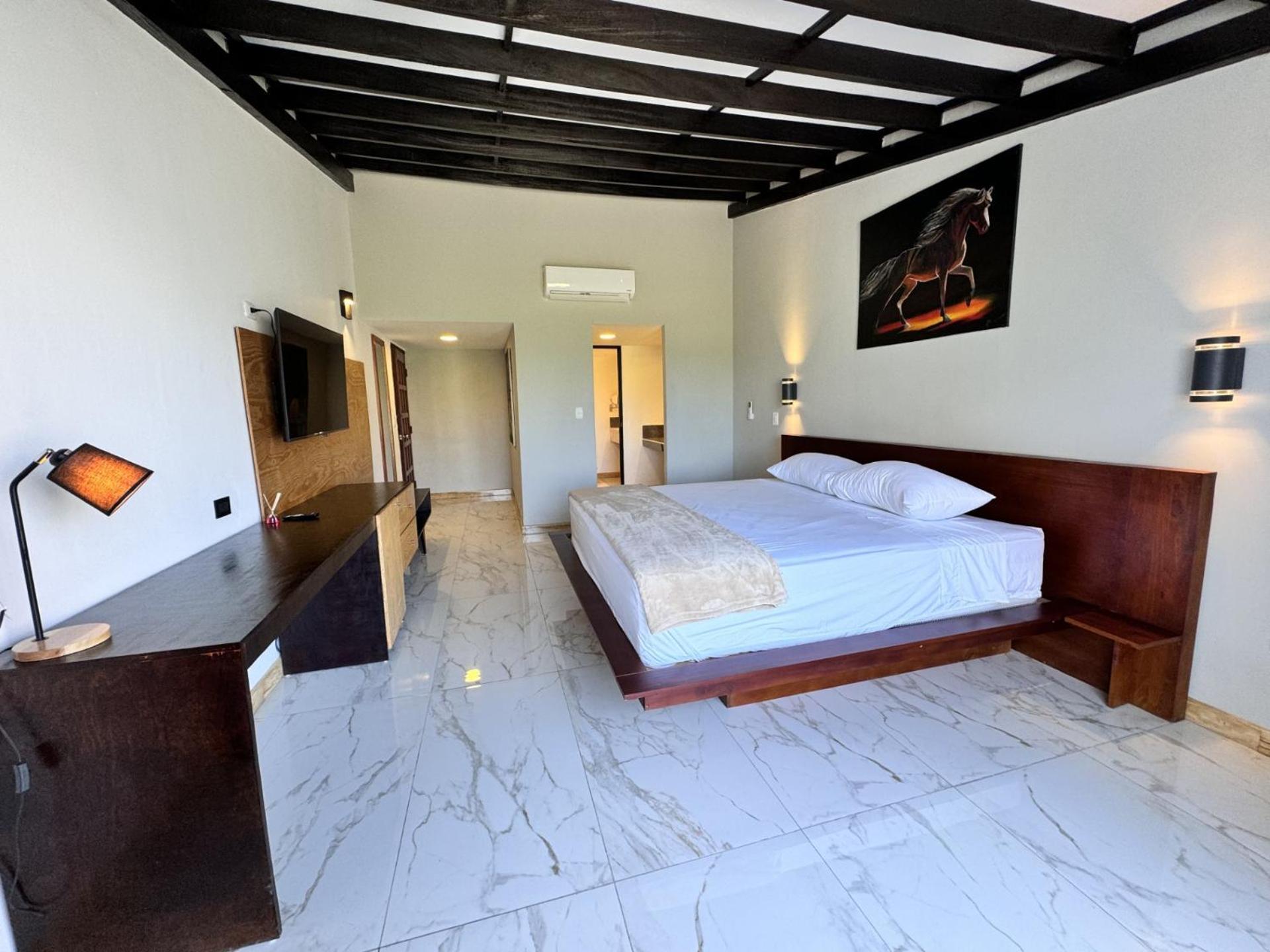 Hotel Tesoro Beach San Luis La Herradura ภายนอก รูปภาพ