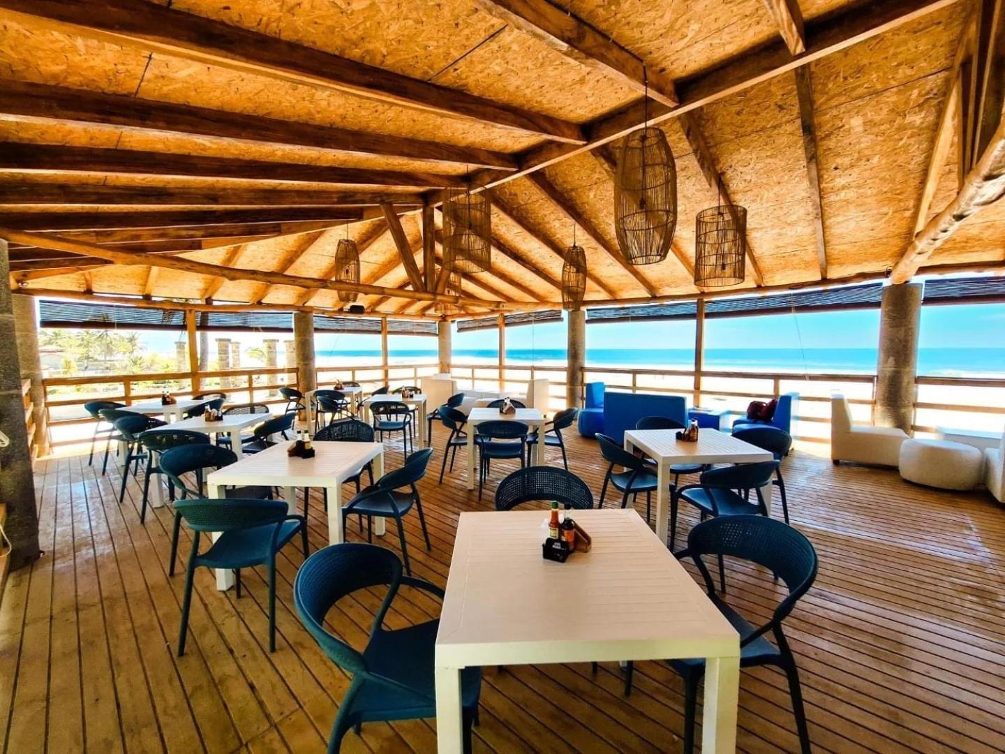 Hotel Tesoro Beach San Luis La Herradura ภายนอก รูปภาพ